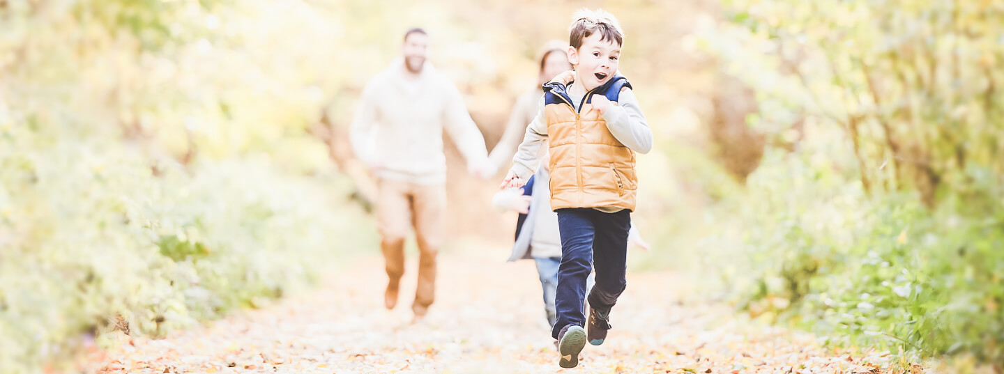 familia_feliz_ejercicio_salud_bienestar